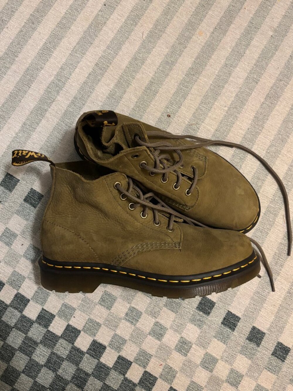 Dr. Martens 101 Tumbled Nubuck Leather Women's Lace-up Boots Olive Size EU 39 - Picture 4 of 4